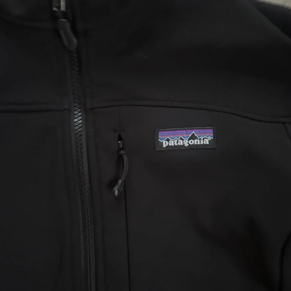 Patagonia Women's Black Jacket Size XS Winter Full zip Jacket